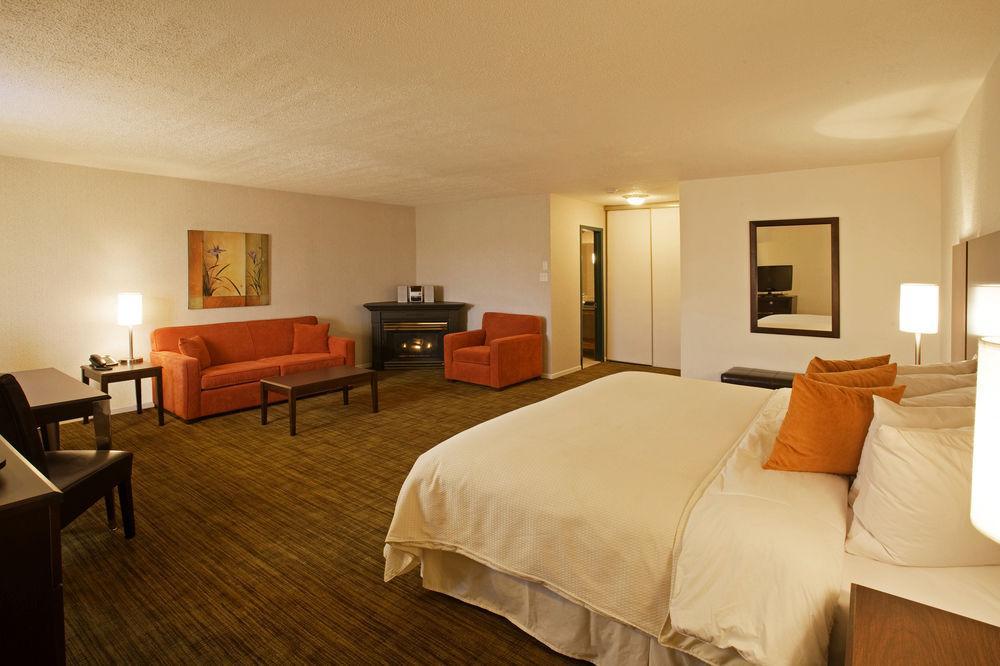 Quality Inn & Suites Matane Exterior photo